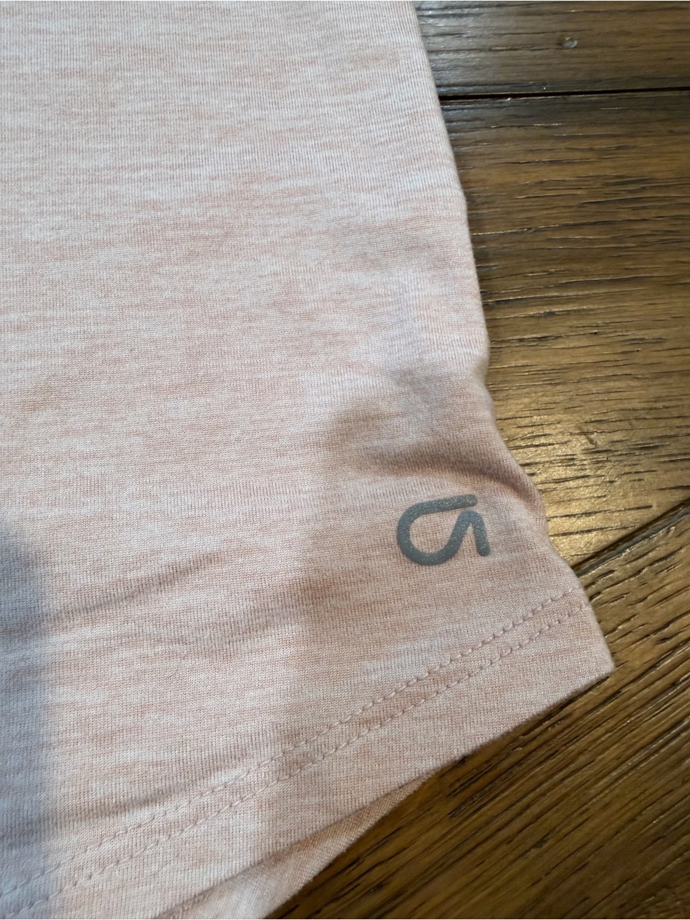 GAP brushed tech Jersey workout shirt size M​ - Picture 2 of 6